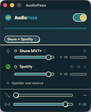La fenêtre AudioPass en dark mode : micro Shure et Spotify mixés en une seule source, capture activée